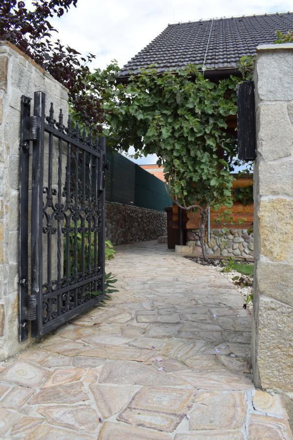 Villa Zrubový dom - Moon Nová Lesná Esterno foto